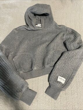 Aerie Offline Quilted Gray Cropped Sweatshirt